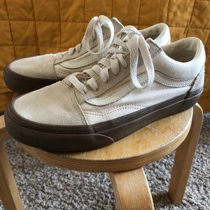 Vans Old Skool Skate Shoes with gum sole